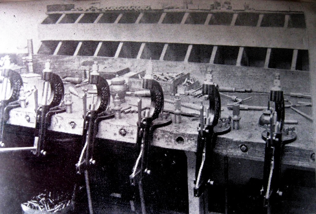 pacific_gunsight_C-press_assembly.jpg
